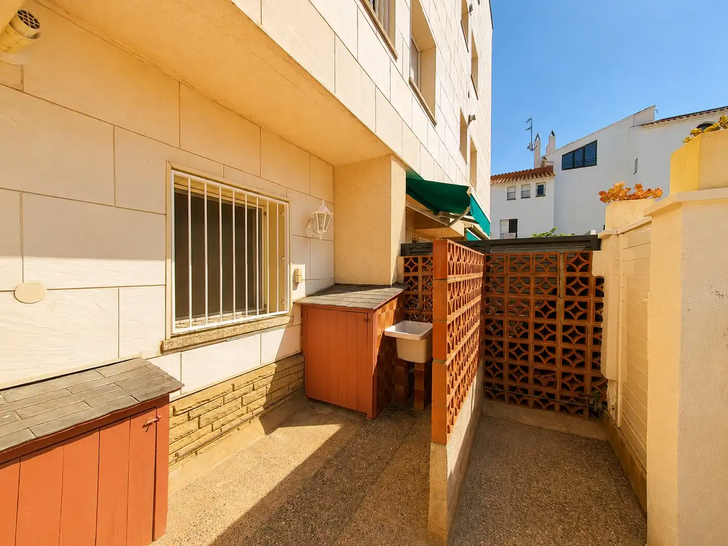 Rez-de-chaussée avec piscine à vendre à Carrer de les Ones, imagen 24