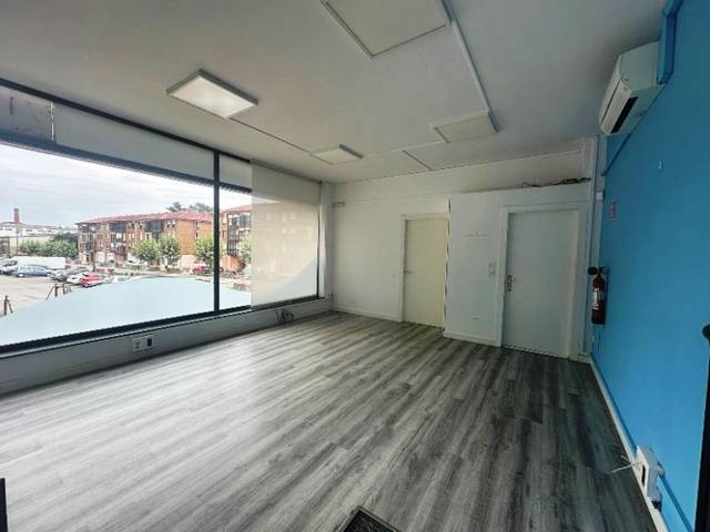 Local comercial en Alquiler en Cabezón de la Sal - CL VISTA ALEGRE en Cabezón de la Sal