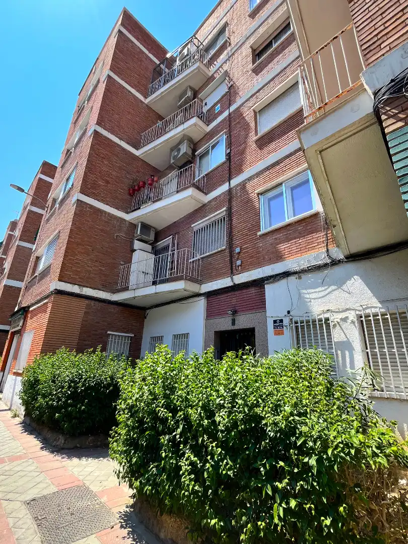 Pis de lloguer a Calle Agila, Puerta del Ángel
