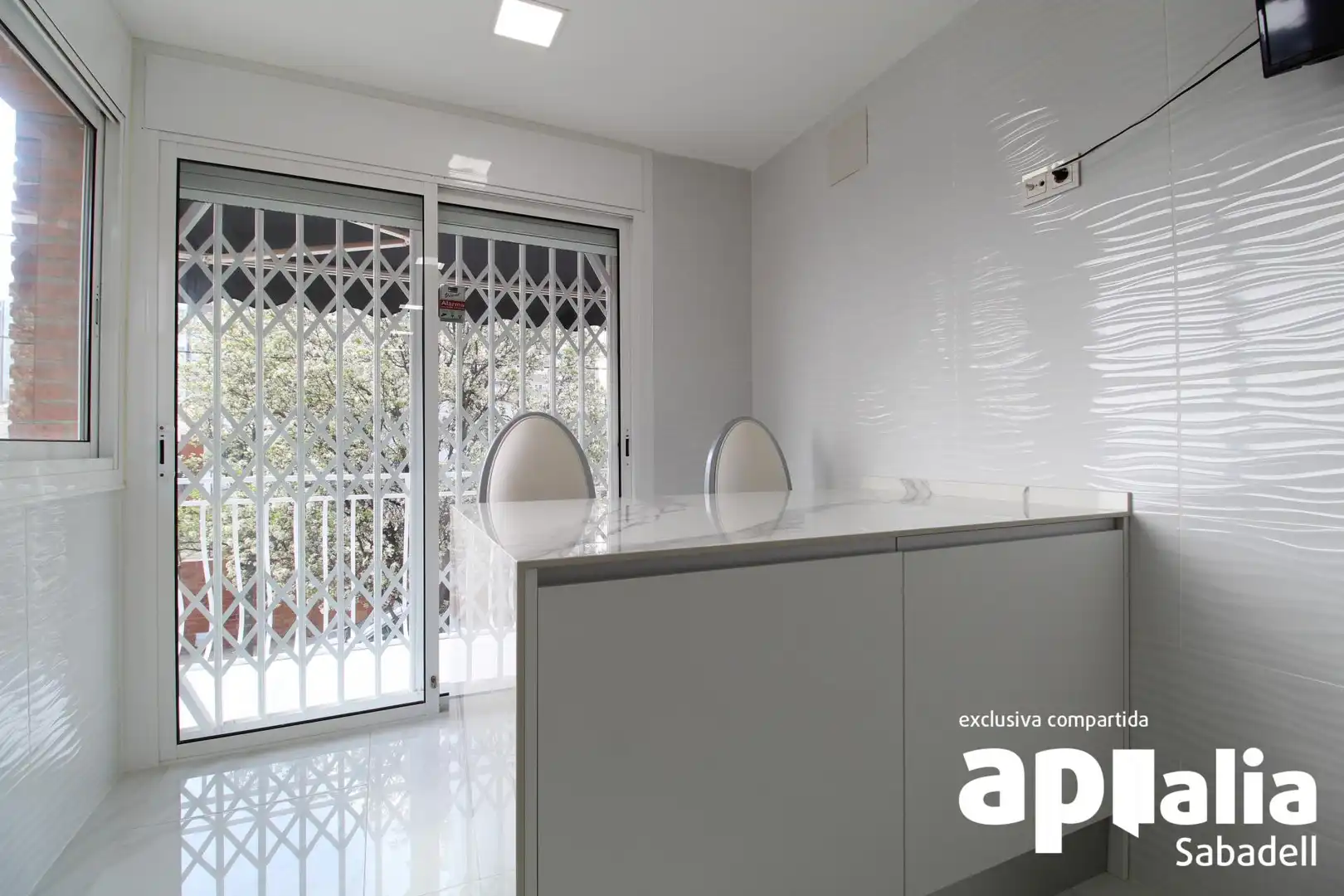 Casa amb terrassa en venda a Carrer dels Pirineus, imagen 16