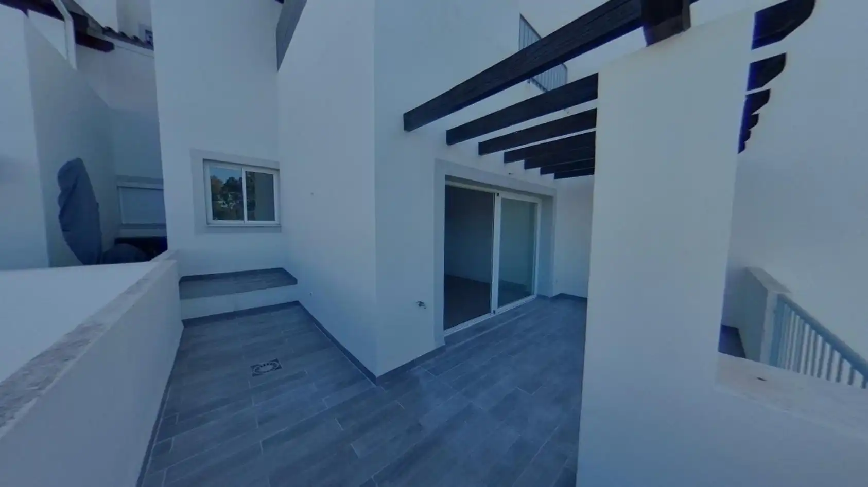 Terraza de Planta baja en venta en Marbella con Piscina y Piscina comunitaria