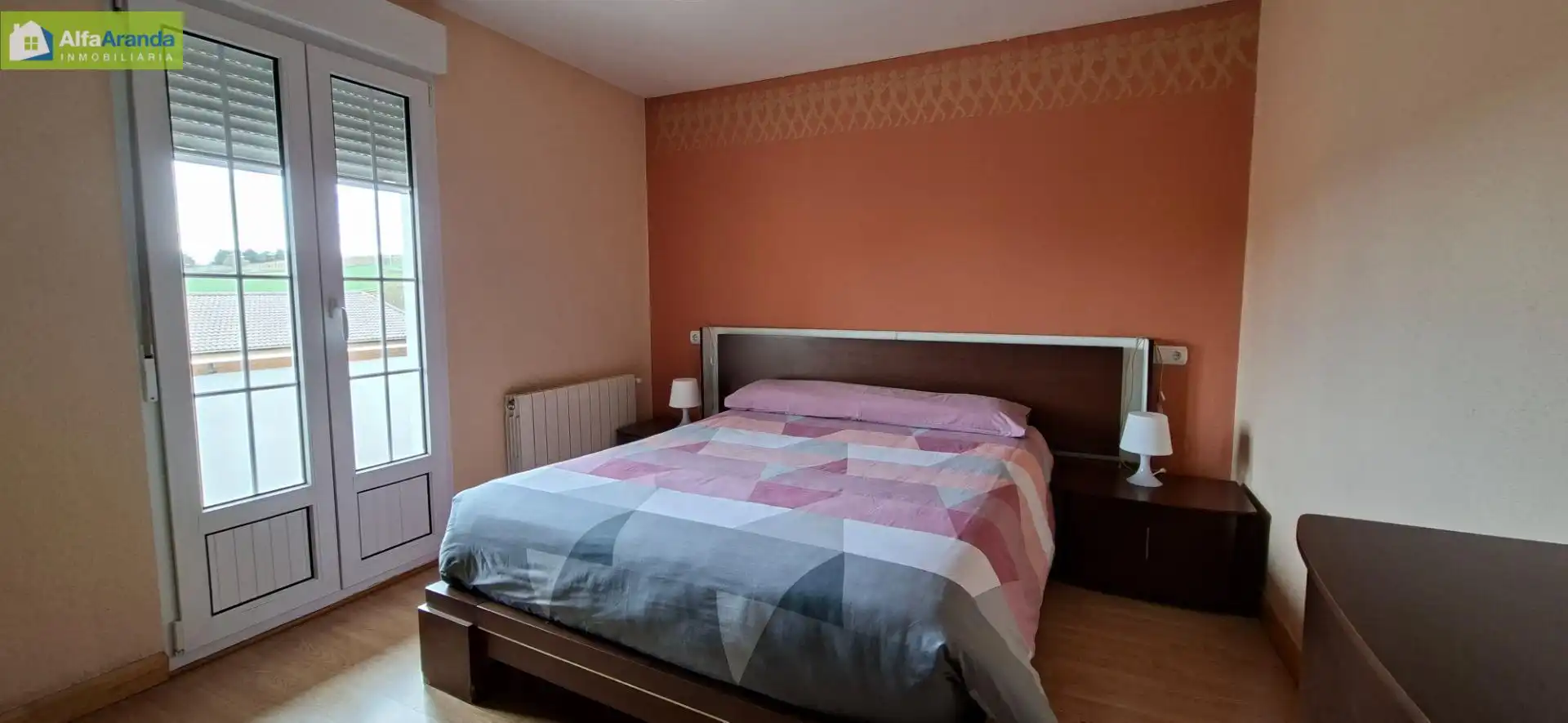 Dormitori de Casa o xalet en venda en Anguix amb Calefacció, Terrassa i Traster