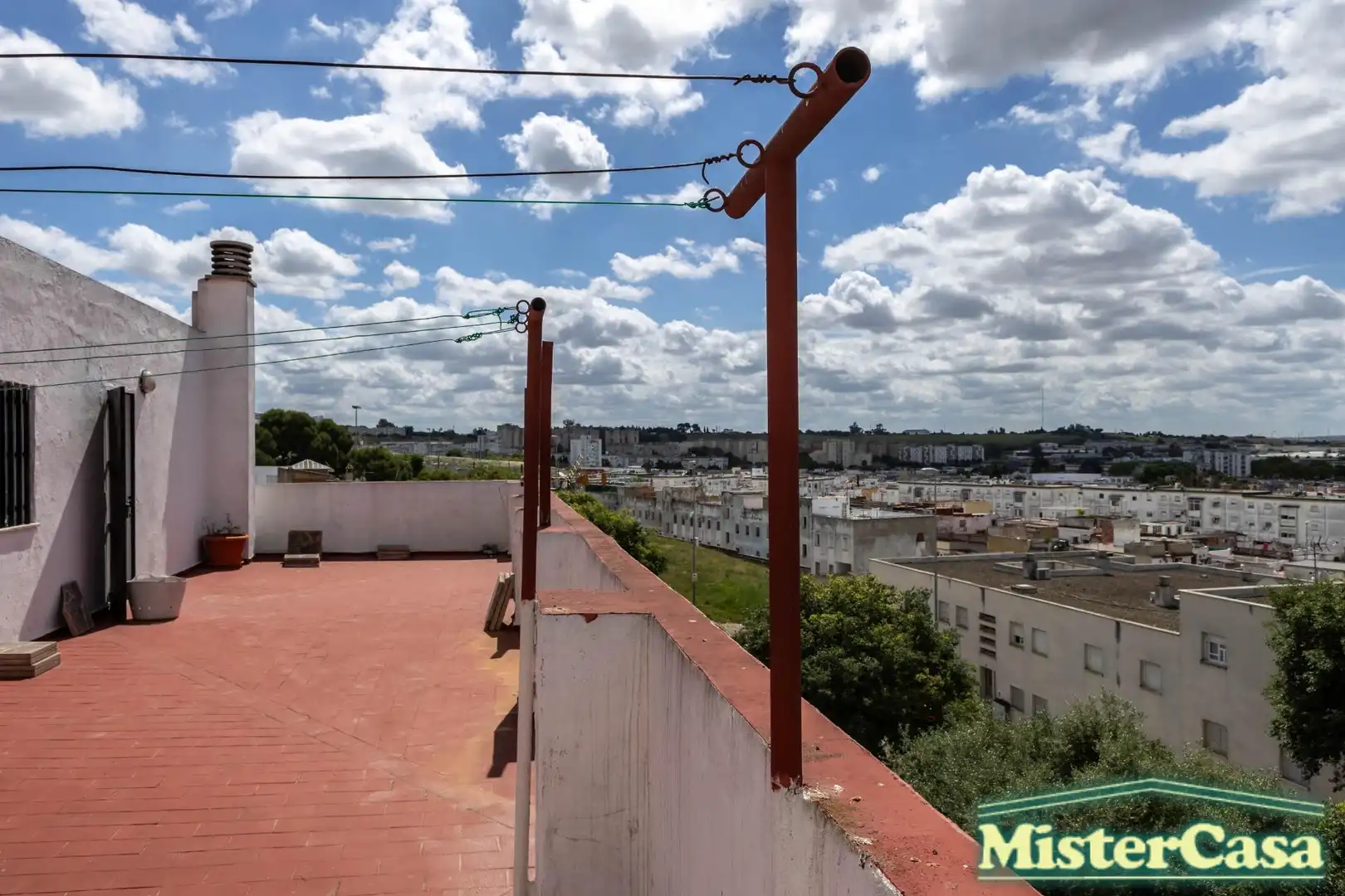Exterior view of Houses for sale in Jerez de la Frontera  with Air Conditioner, Terrace and Storage room