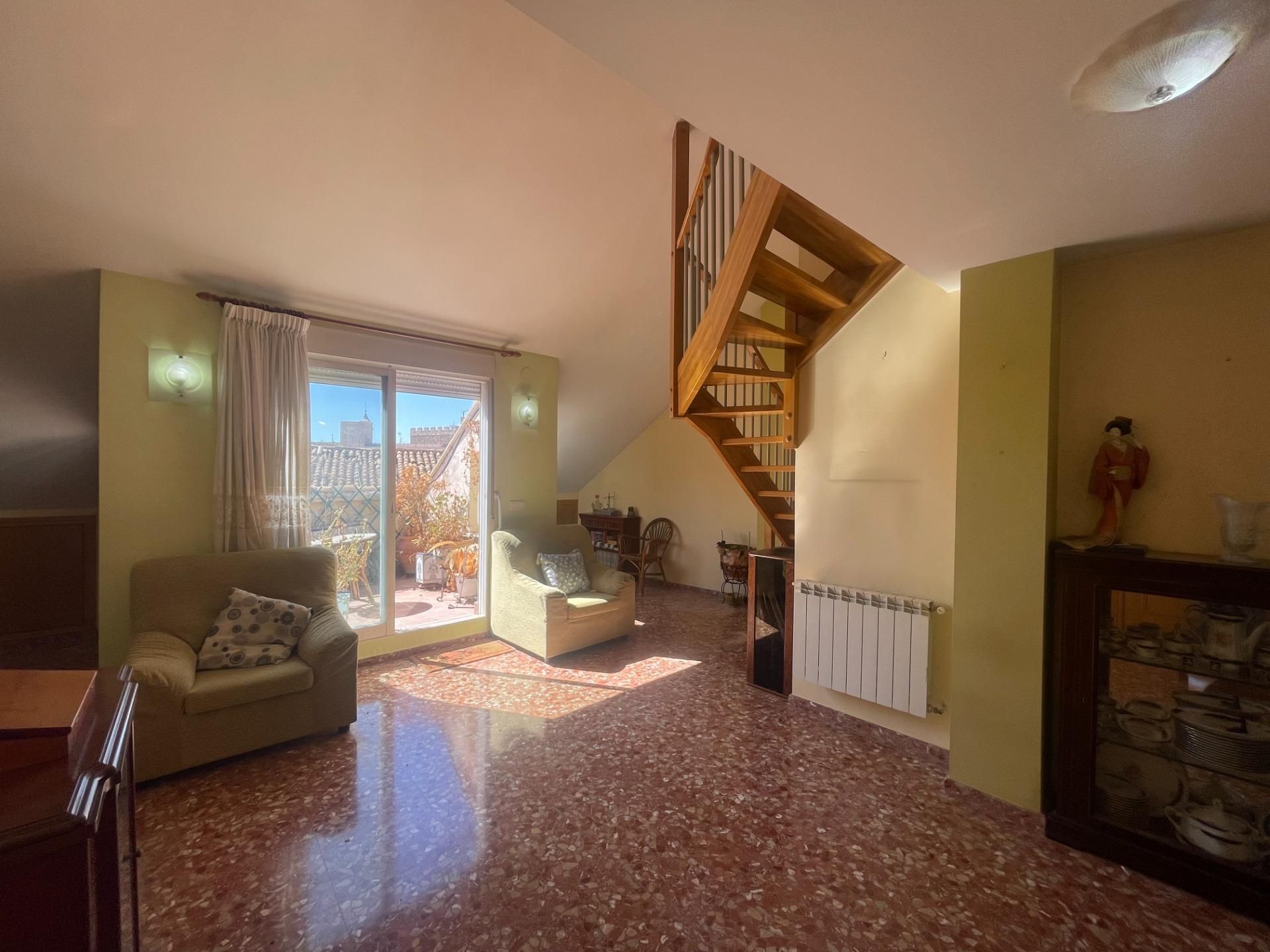 Sala d'estar de Àtic en venda en Requena amb Aire condicionat, Calefacció i Terrassa
