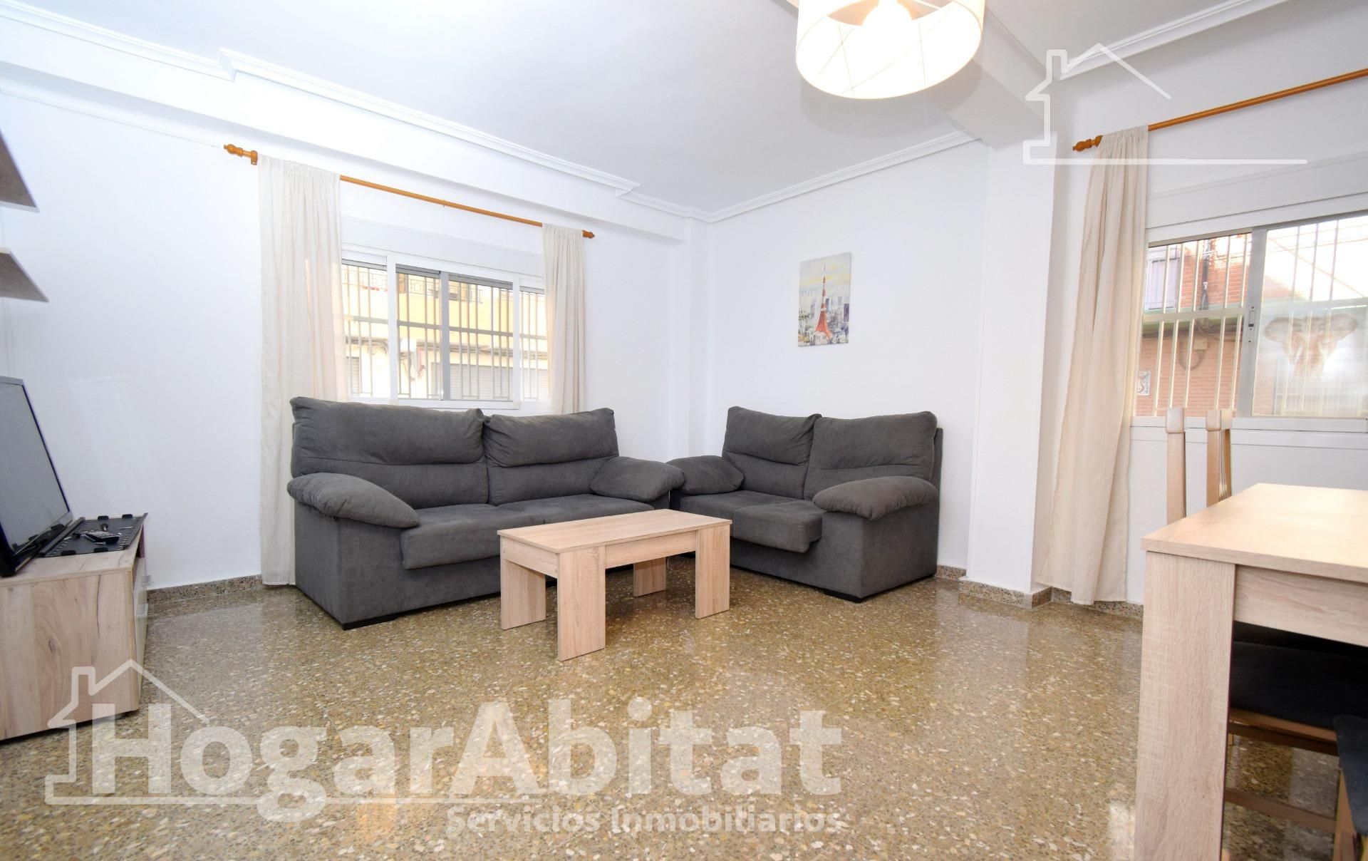 Wohnzimmer von Wohnung zum verkauf in Manises mit Abstellraum