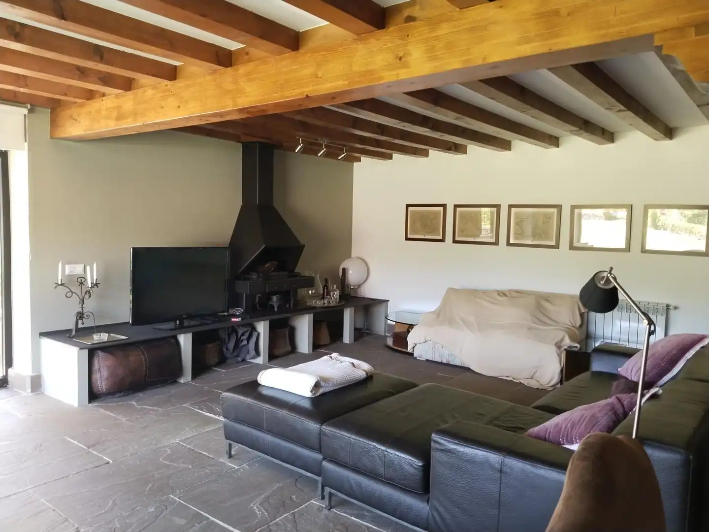 Sala d'estar de Casa o xalet de lloguer en Molledo amb Calefacció, Jardí privat i Terrassa