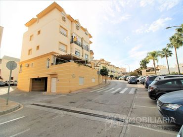 Appartement avec ascenseur à vendre à Calle Torre de los Trinitarios
