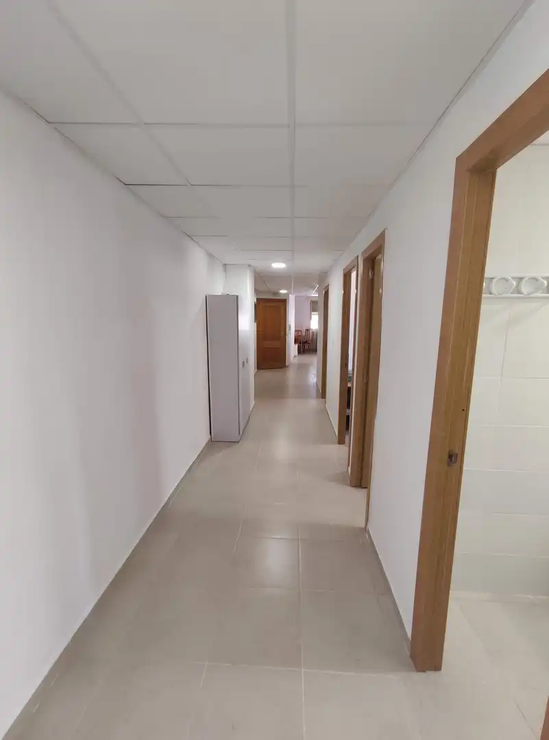 Room in Plaza Crevillente - Antiguos Juzgados - El Asilo