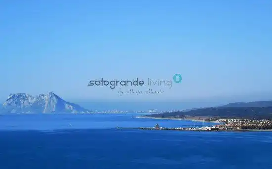 Vista exterior de Apartamento en venta en Manilva con Aire acondicionado, Calefacción y Terraza