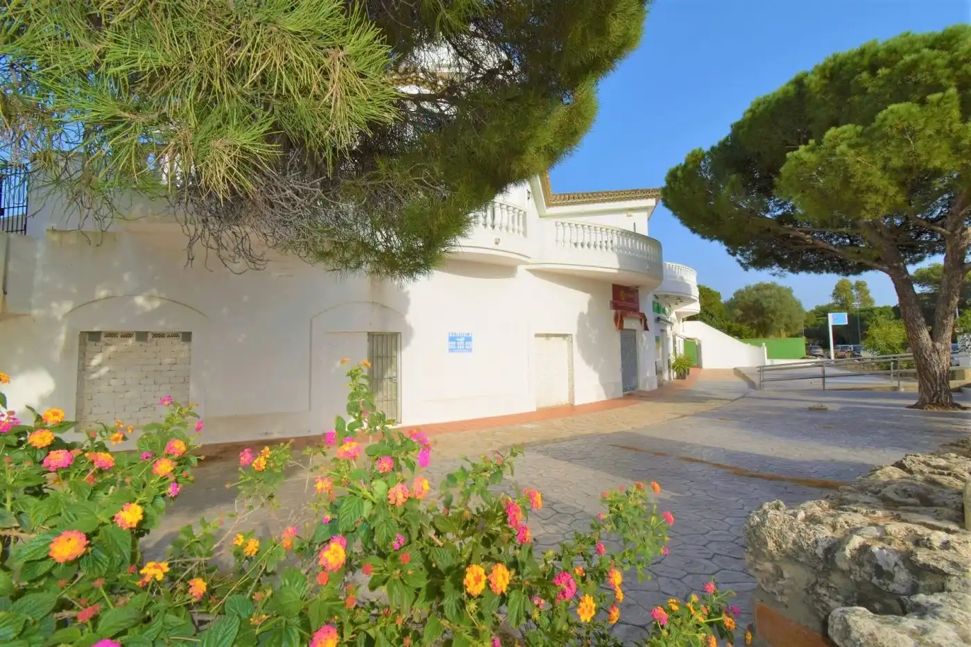Commercial properties for rent in Chiclana de la Frontera