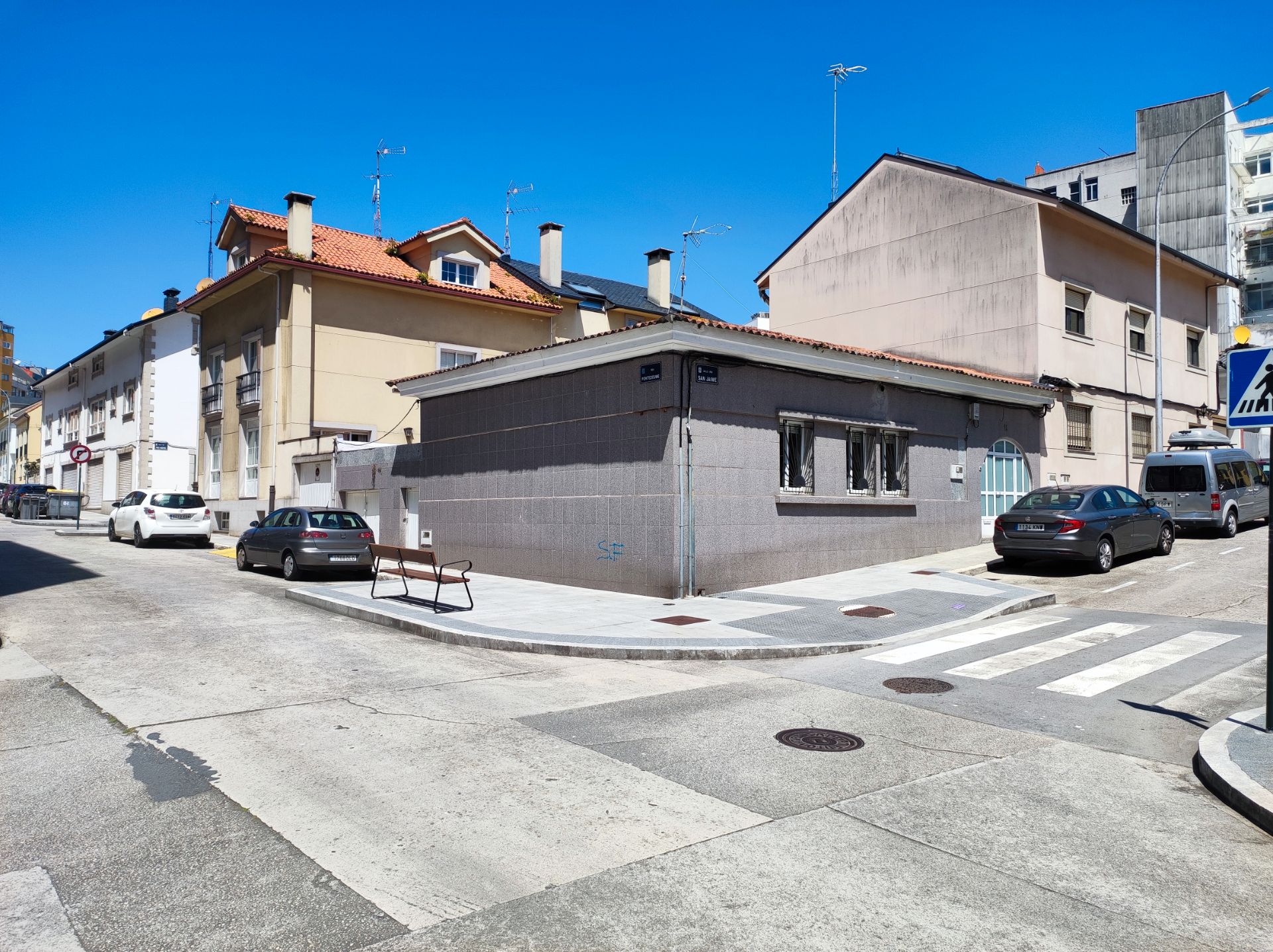 Vista exterior de Casa o chalet en venta en A Coruña Capital  con Parquet, Terraza y Horno