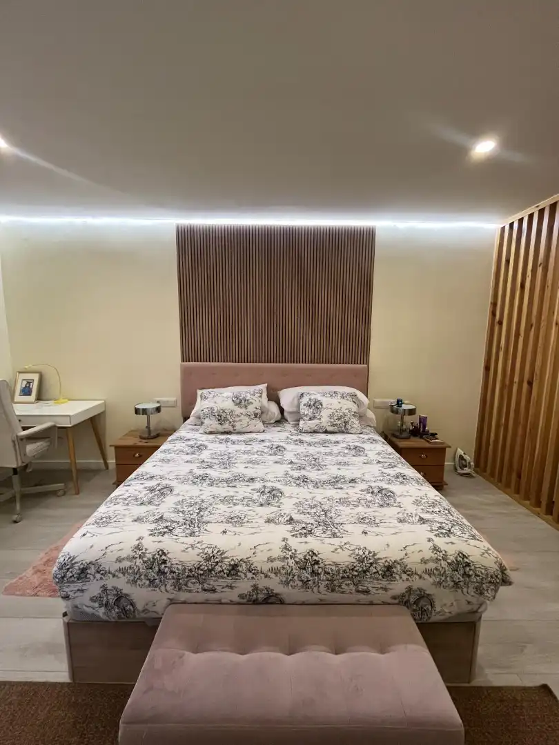 Bedroom of Flat for rent in Barcelona  with Air Conditioner, Heating and Parquet flooring