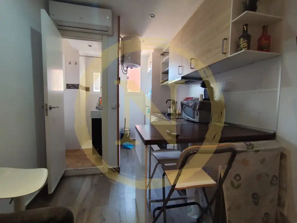 Piso en venta en Calle Llança De, Collblanc