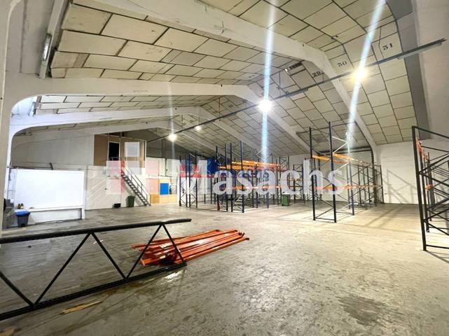Nave industrial en Alquiler en Can Casablanques