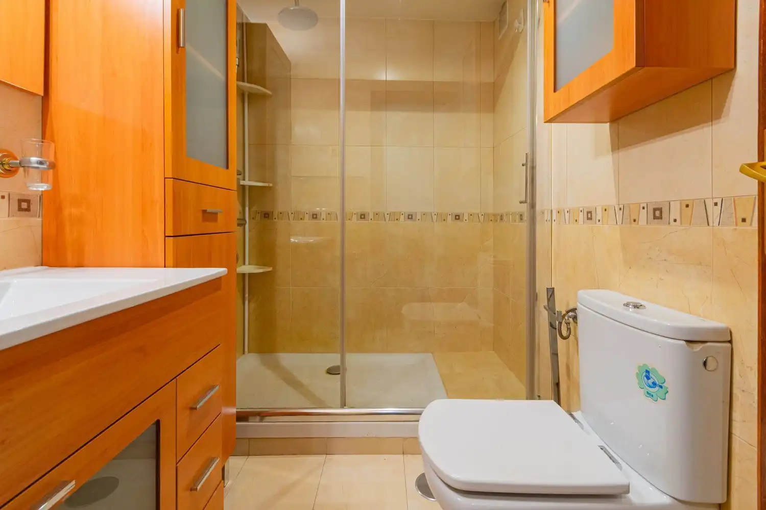 Baño de Piso en venta en Madrid con Aire acondicionado y Calefacción