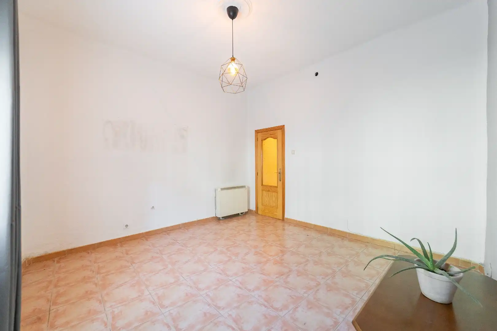 Flat for sale in Madrid  with Heating, Furnished and Internet