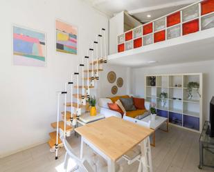 Living room of Study to share in  Madrid Capital  with Air Conditioner, Heating and Terrace