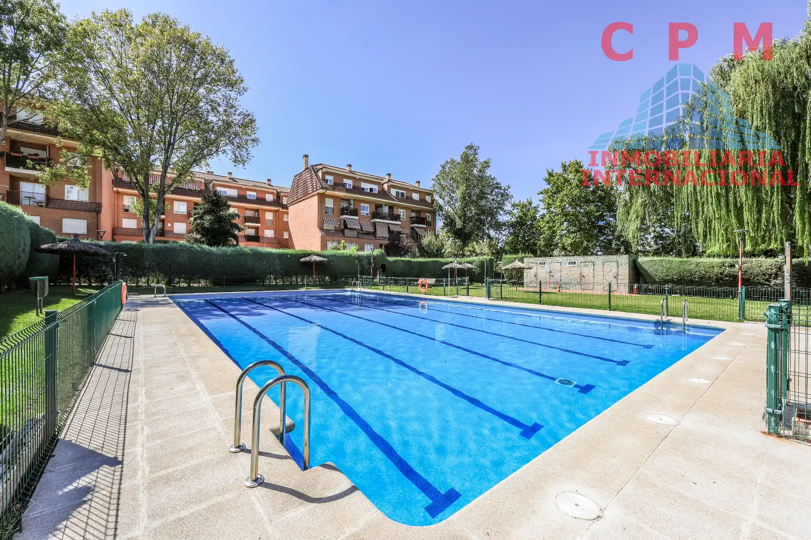 Swimming pool of Flat for rent in Las Rozas de Madrid  with Air Conditioner, Heating and Parquet flooring