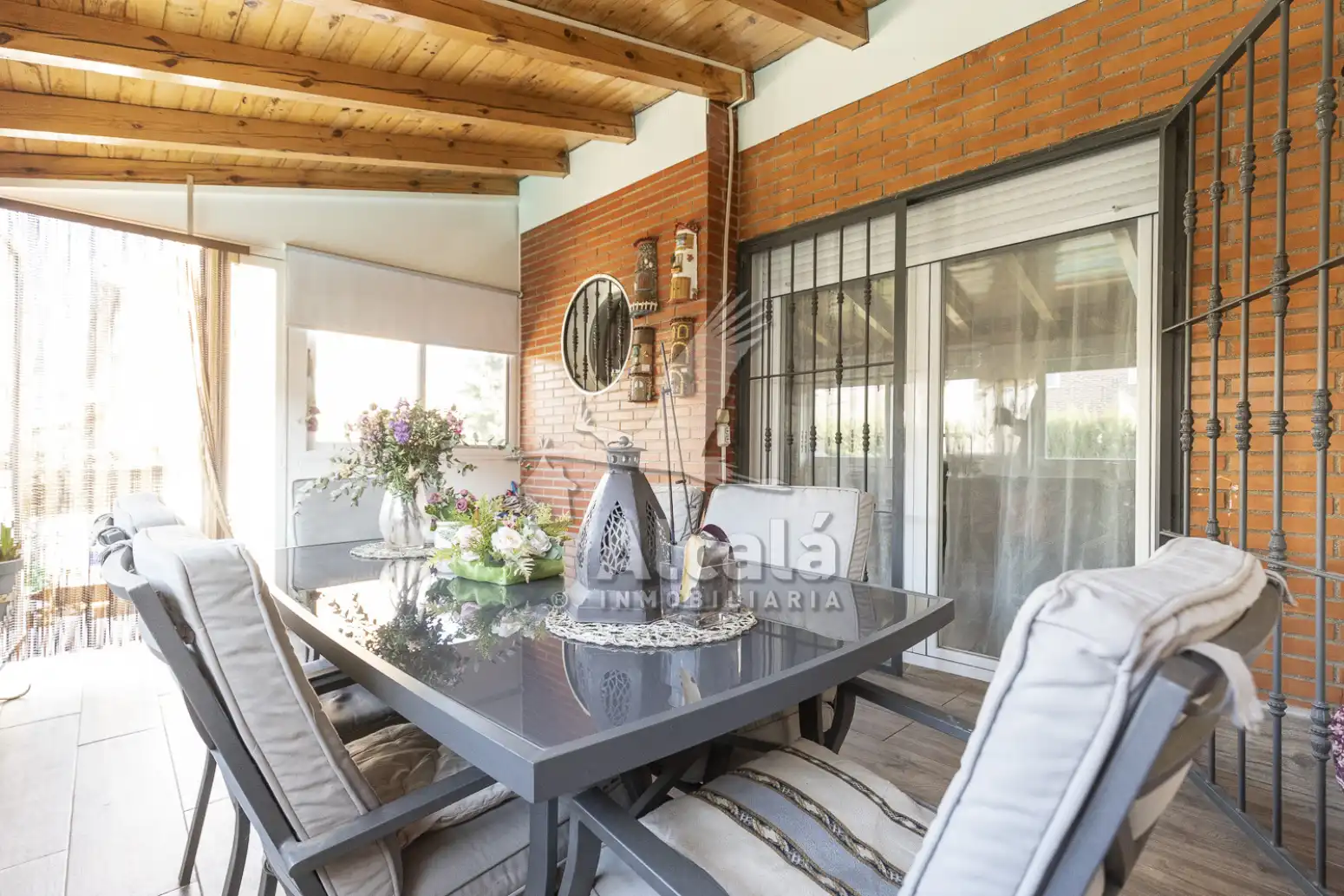 Terraza de Casa adosada en venta en Azuqueca de Henares con Aire acondicionado, Calefacción y Piscina