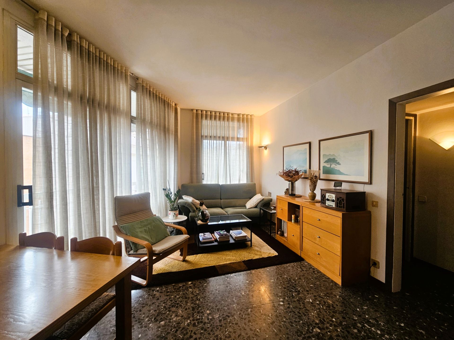 Living room of Flat for sale in  Barcelona Capital  with Air Conditioner, Heating and Balcony