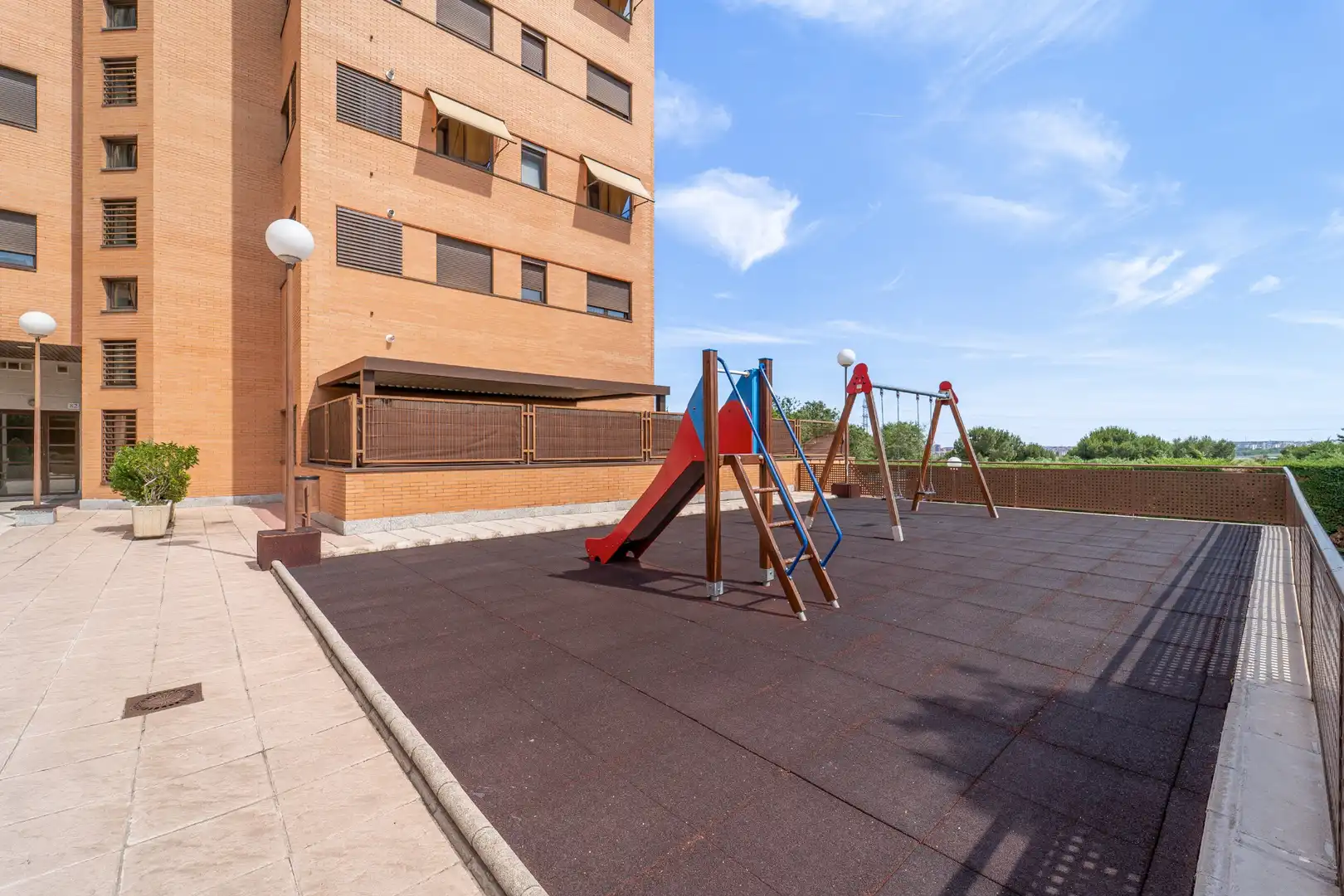 Terrace of Flat for sale in Madrid  with Air Conditioner, Heating and Storage room