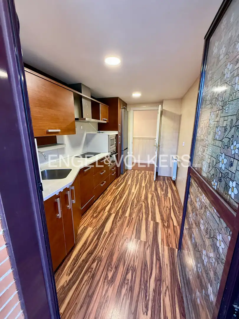 Cocina de Piso de alquiler en Madrid con Aire acondicionado, Calefacción y Piscina