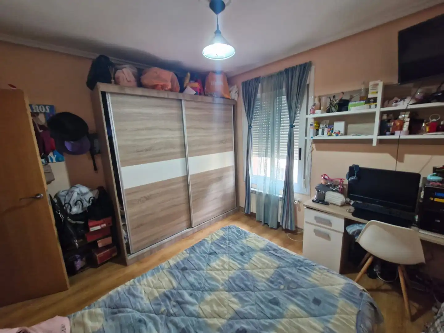 Habitación de Piso en venta en Ourense Capital  con Calefacción, Parquet y Horno