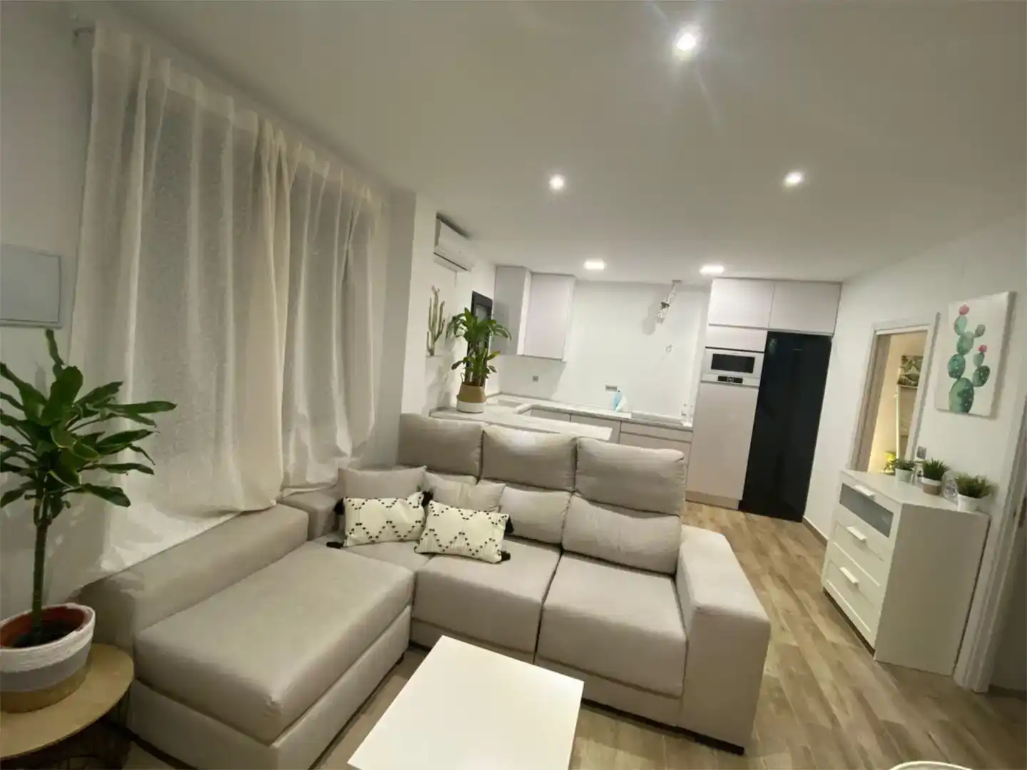 Sala de estar de Local de alquiler en Alicante / Alacant con Aire acondicionado