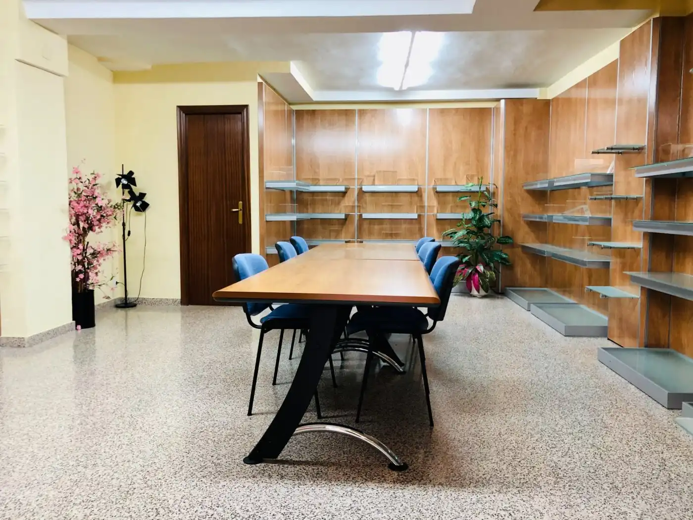 Büro zur Miete in Plaza Crevillente - Antiguos Juzgados - El Asilo