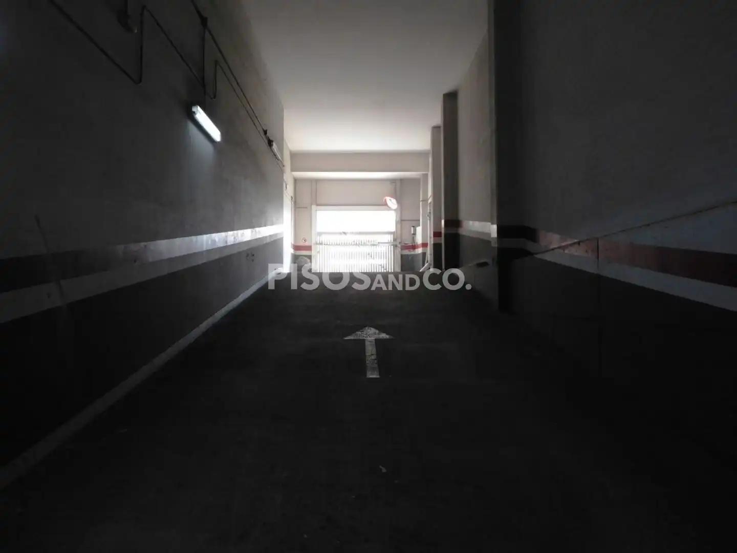 Parking de Piso en venta en A Coruña Capital  con Calefacción, Trastero y Amueblado