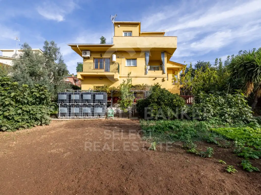 Vista exterior de Casa o xalet en venda en Castellar del Vallès