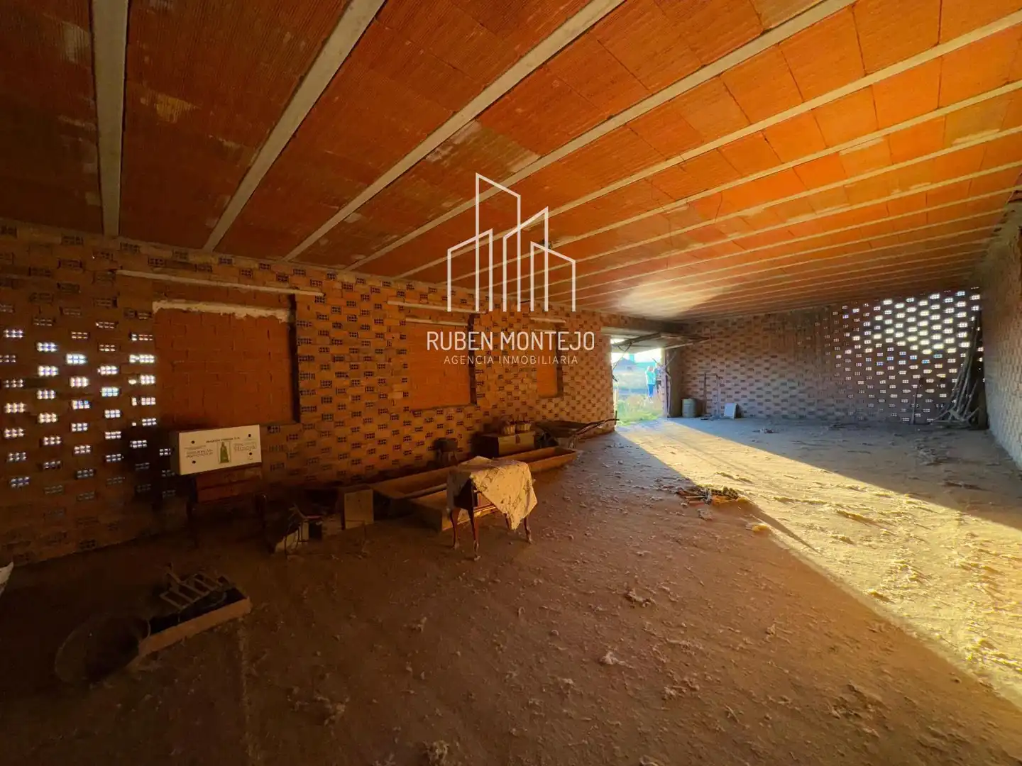 Land for sale in Espino de la Orbada
