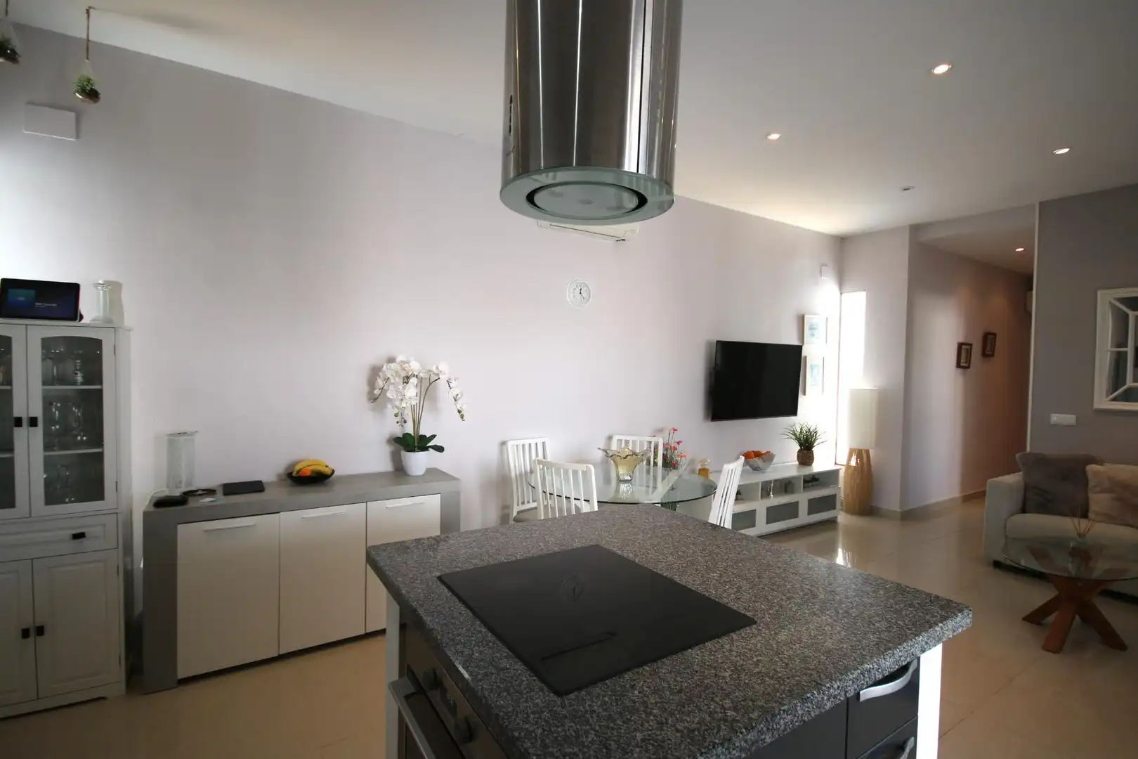 Cuina de Casa o xalet en venda en Ayamonte amb Aire condicionat, Piscina i Jacuzzi