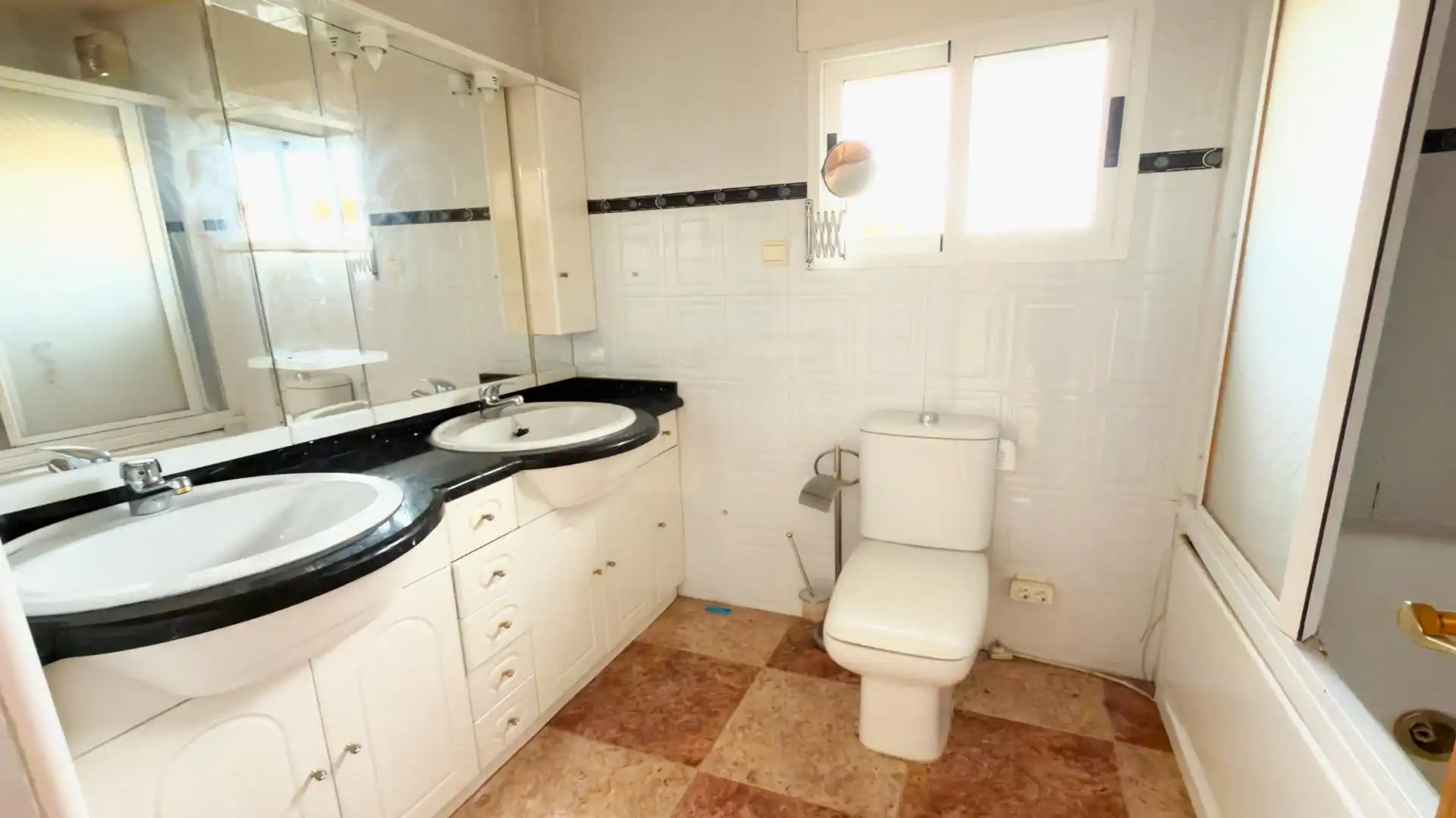 Baño de Casa o chalet en venta en La Nucia con Aire acondicionado, Jardín privado y Terraza