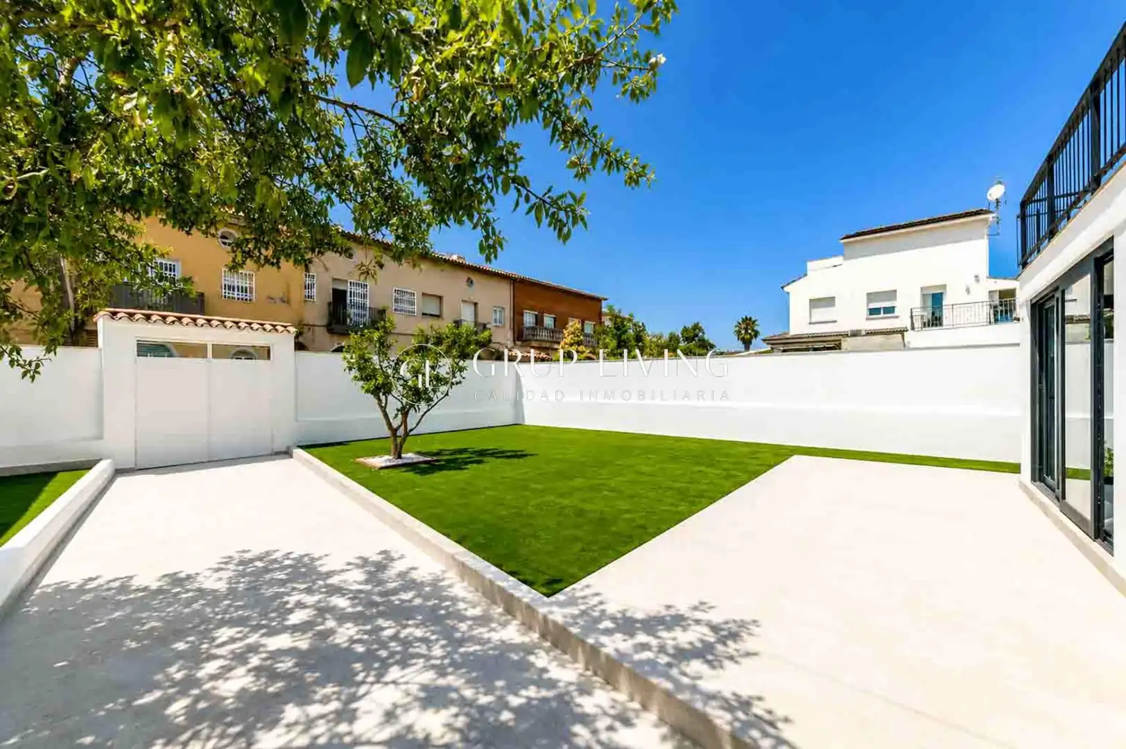 Vista exterior de Casa o chalet en venta en Sant Pere de Ribes con Calefacción