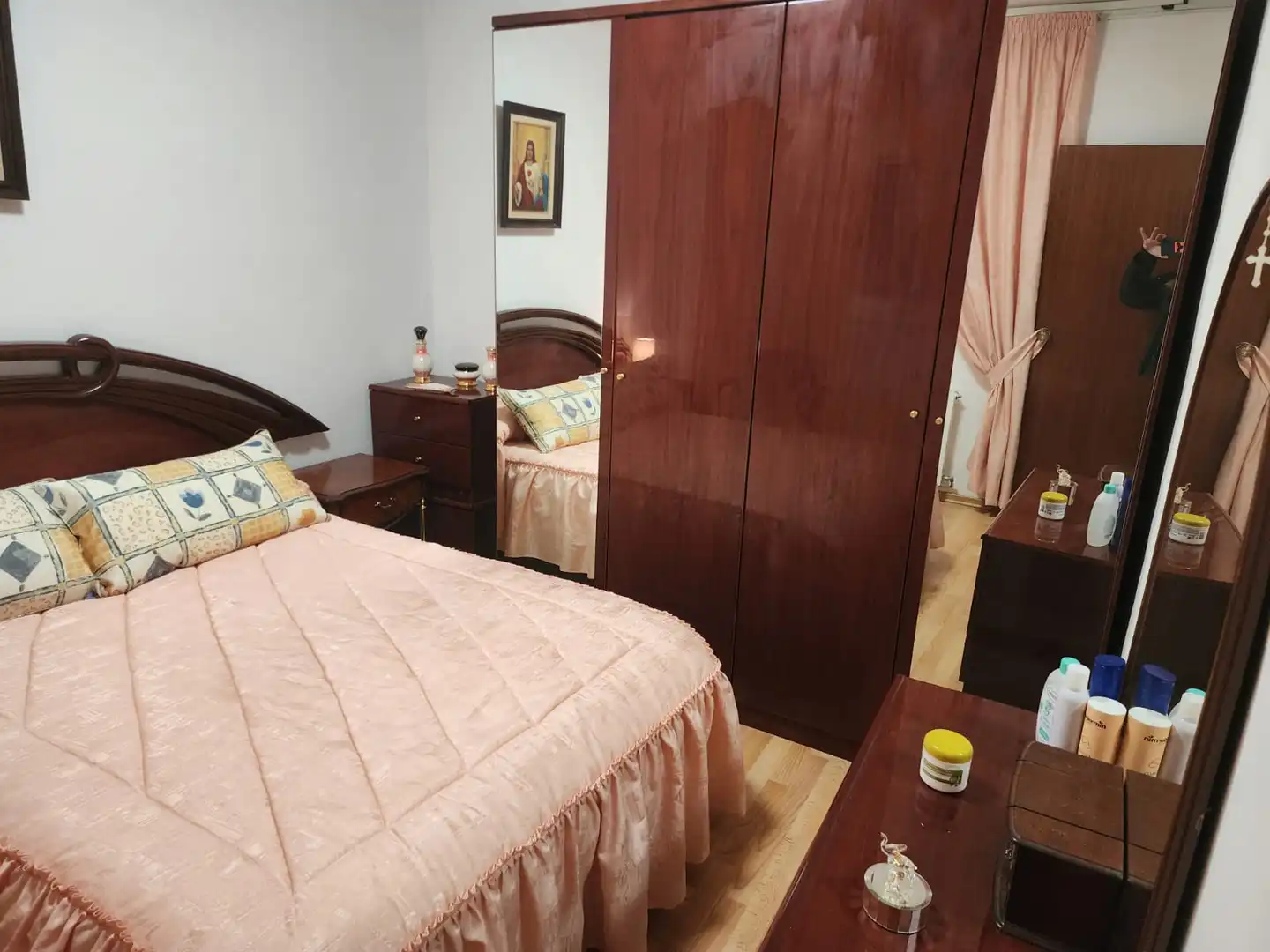Bedroom of Flat for sale in Sant Joan Despí  with Heating, Furnished and Oven
