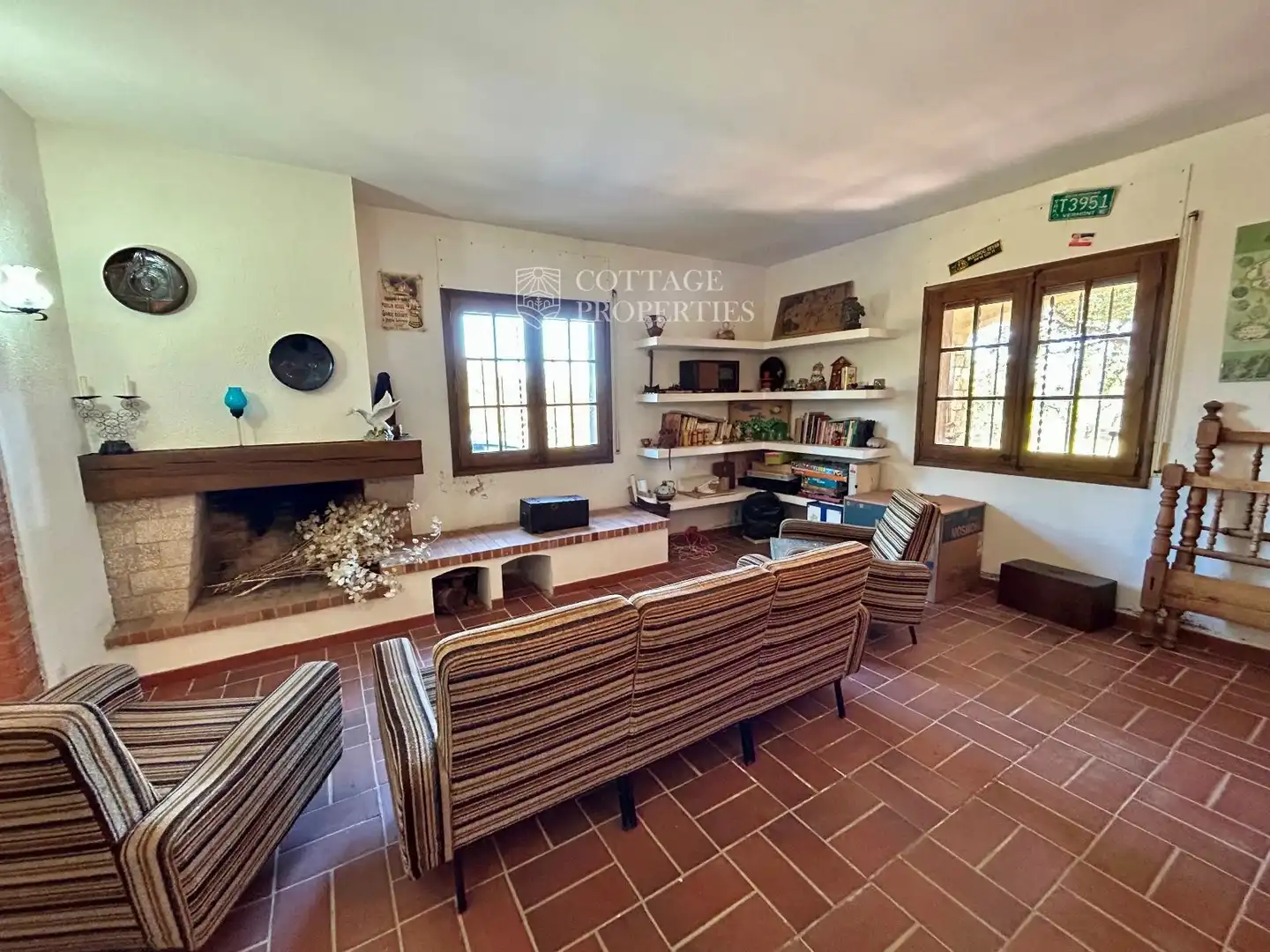 Sala de estar de Finca rústica en venta en Darnius con Calefacción