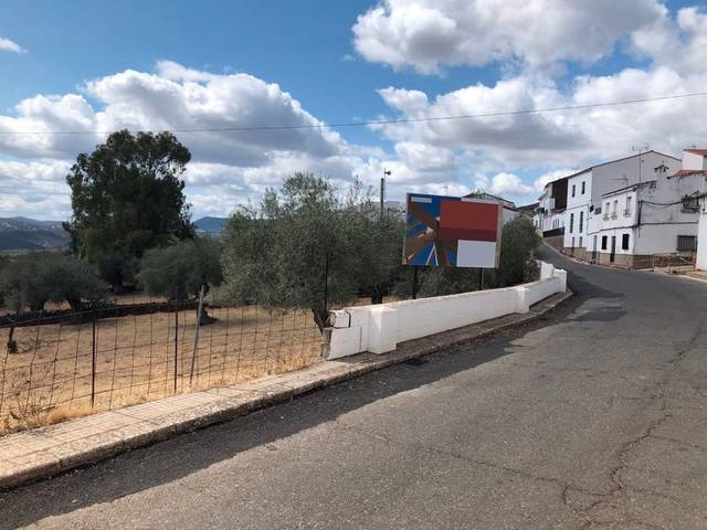 Terreno residencial en Venta en Avenida Andalucia en Cañaveral de León