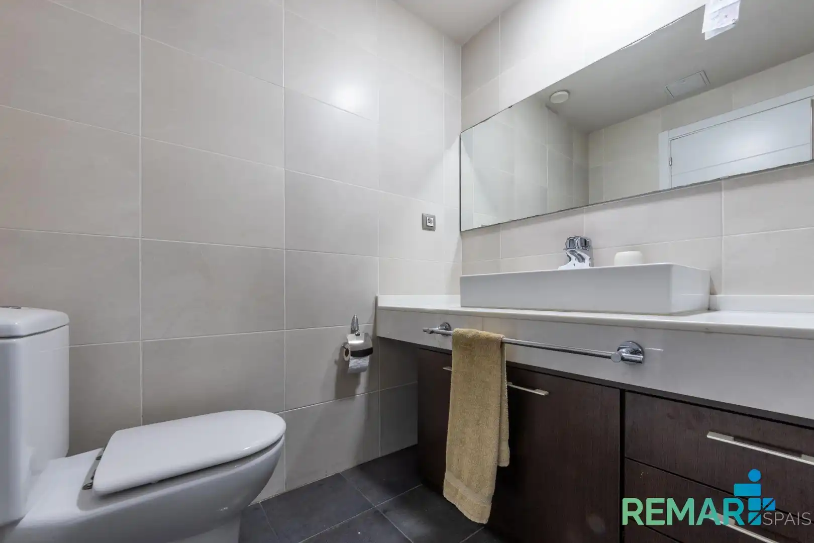 Badezimmer von Wohnung zum Verkauf in Reus