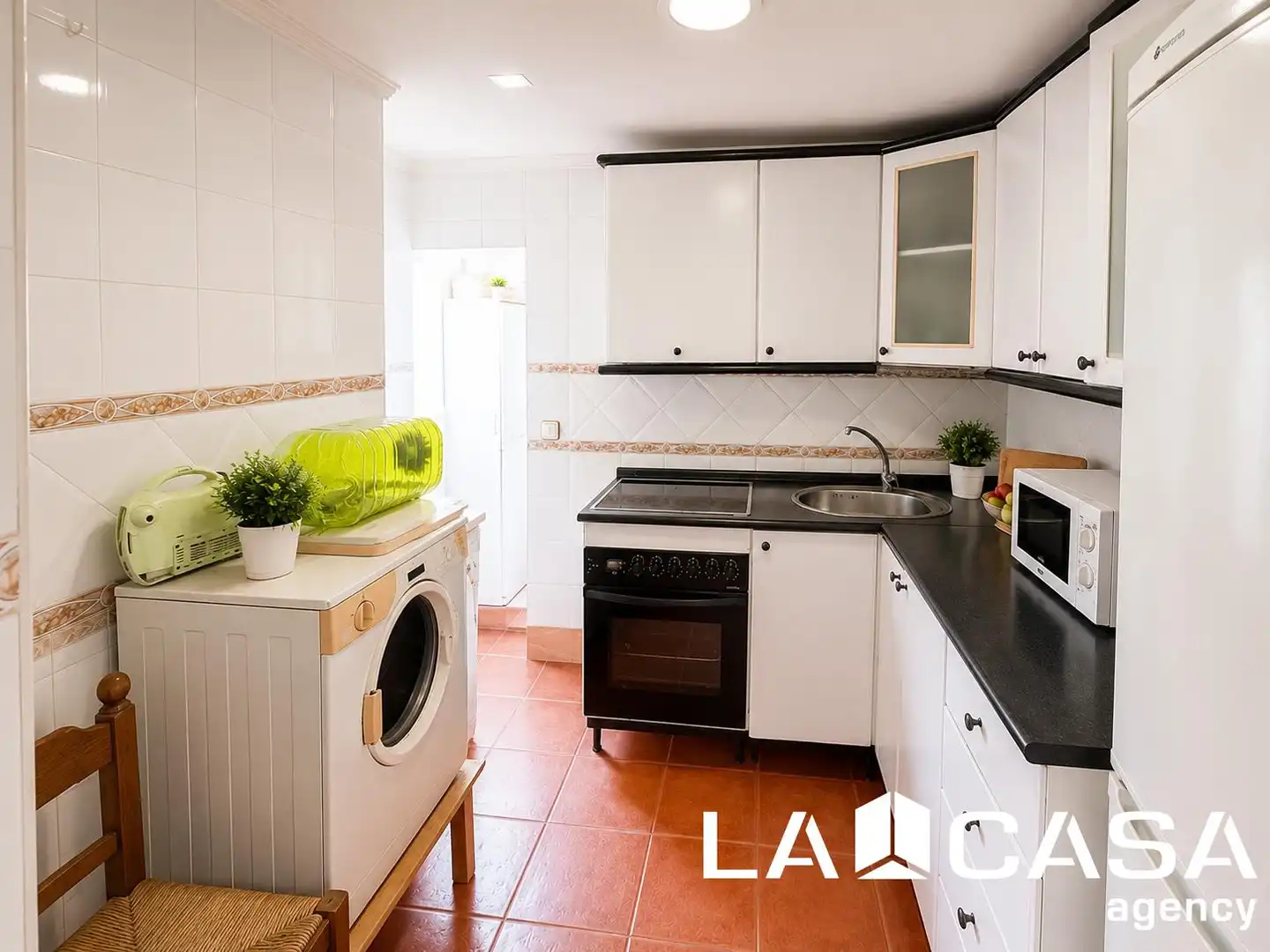 Cocina de Piso en venta en Dos Hermanas con Aire acondicionado y Terraza