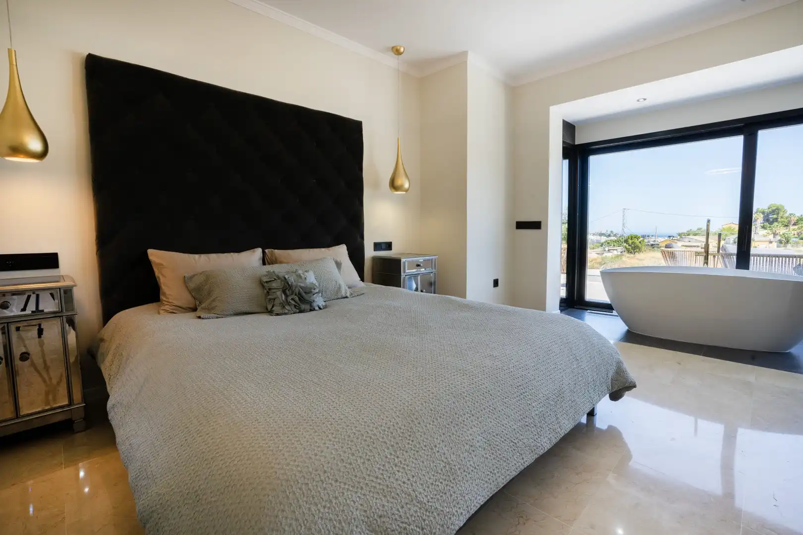 Casa o chalet de alquiler en GUADAIZA A/B, 47, La Quinta
