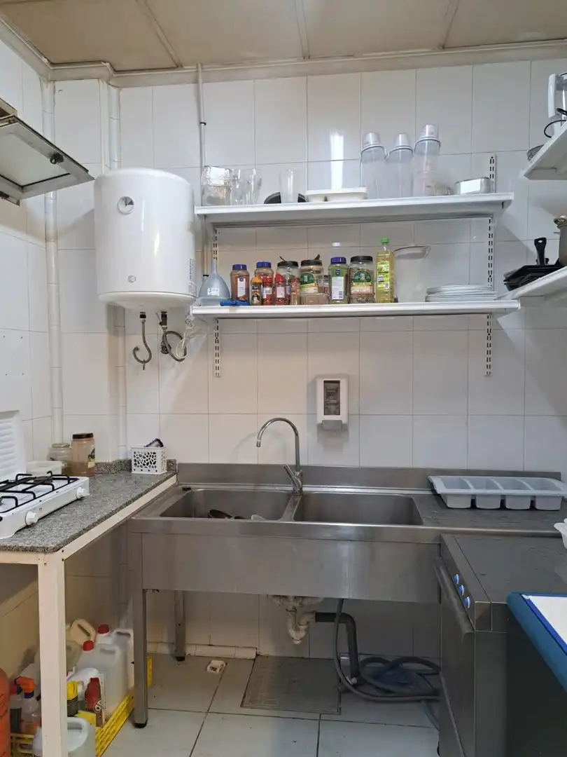 Cocina de Local de alquiler en Alicante / Alacant con Aire acondicionado