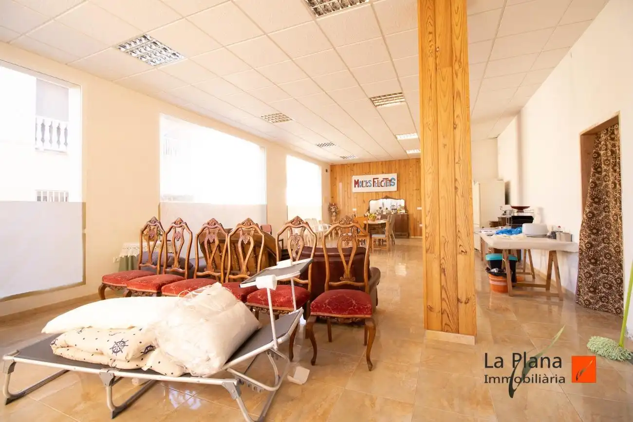 Local commercial à vendre à Santa Bàrbara, imagen 2