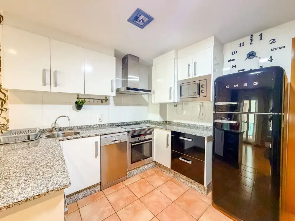 Cocina de Apartamento en venta en Elda con Amueblado