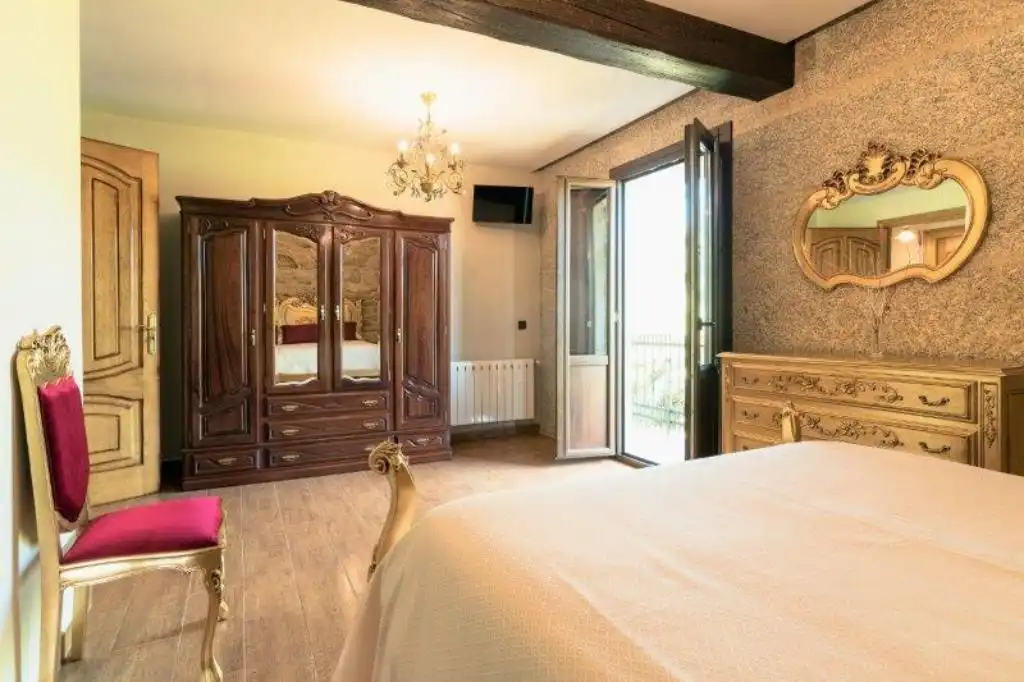 Habitación de Casa o chalet en venta en Lousame con Calefacción, Jardín privado y Parquet