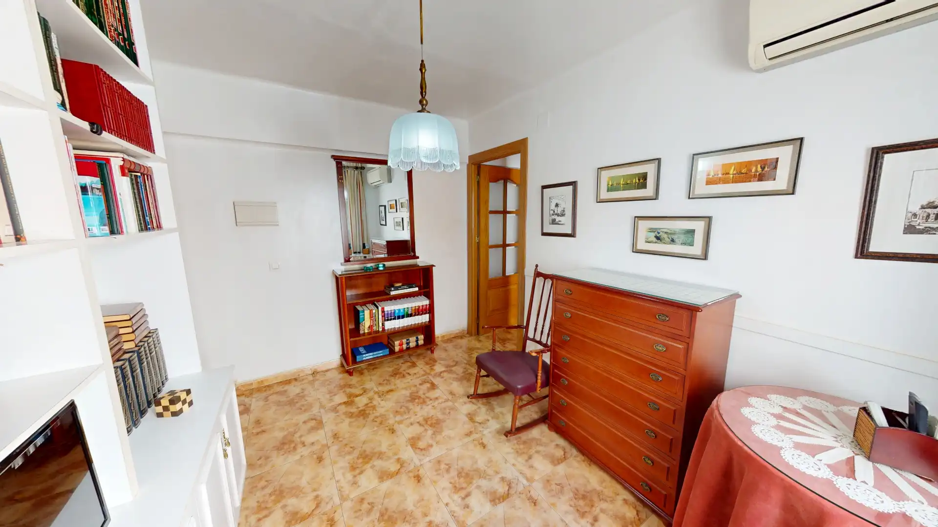 Habitación de Piso en venta en Almería con Aire acondicionado, Amueblado y Horno