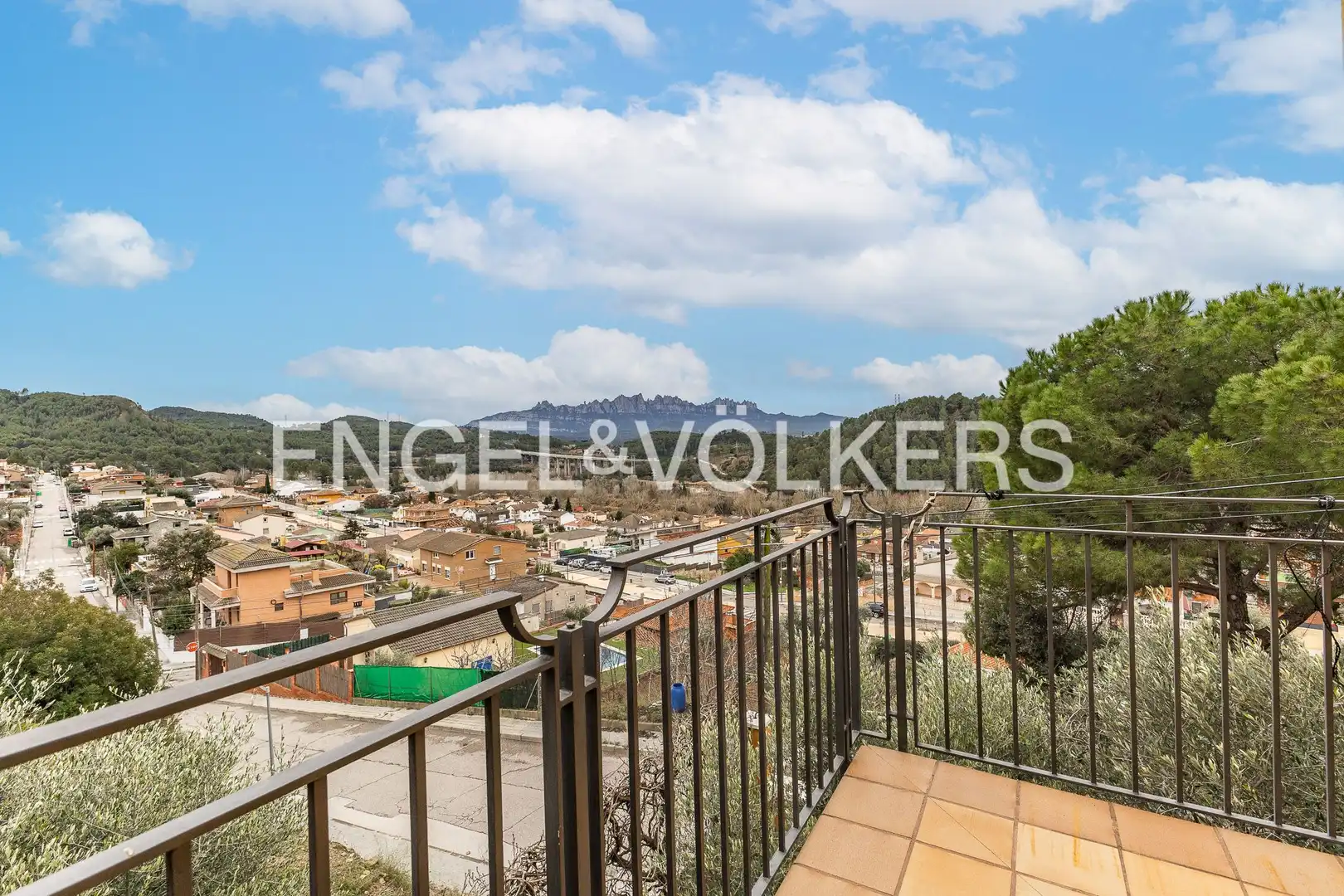 Vista exterior de Casa o chalet en venta en El Pont de Vilomara i Rocafort con Calefacción y Jardín privado