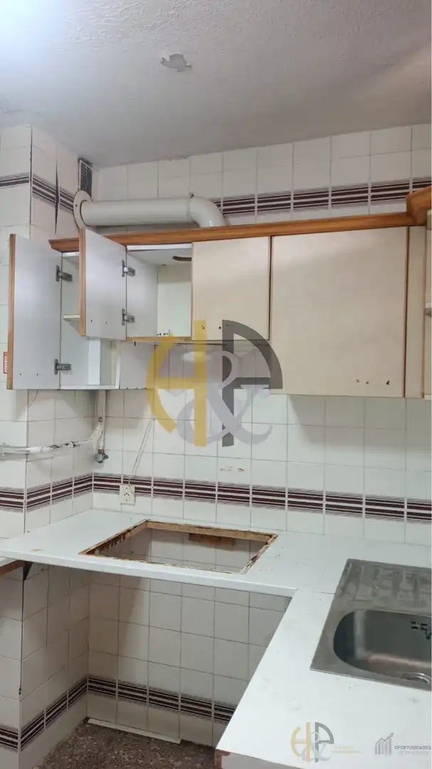 Cocina de Piso en venta en Madrid