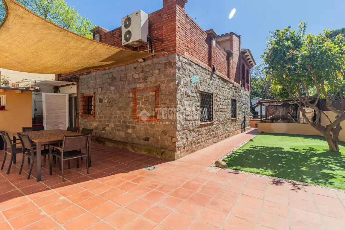 Jardín de Casa o chalet en venta en Sant Cugat del Vallès con Aire acondicionado, Calefacción y Trastero