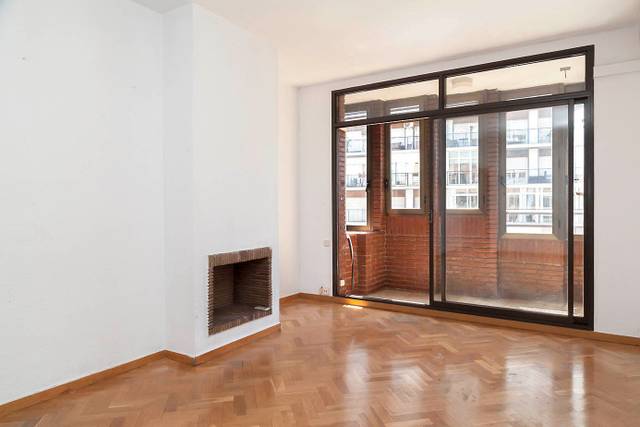 Piso en Venta en Travessera de les Corts en Barri de les Corts